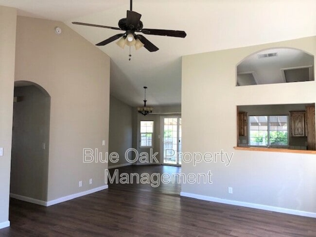 Photo - 2158 Robailey Dr