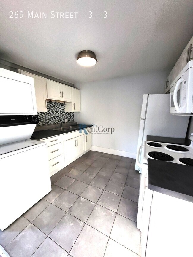 Photo - 269 Main St Unit 3