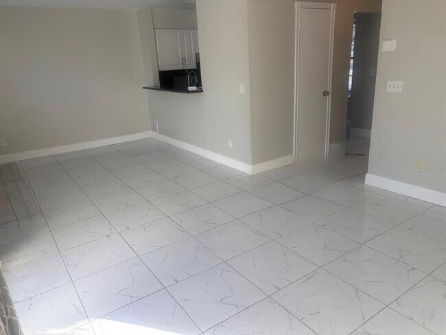 Photo - 3216 Hempstead Ave