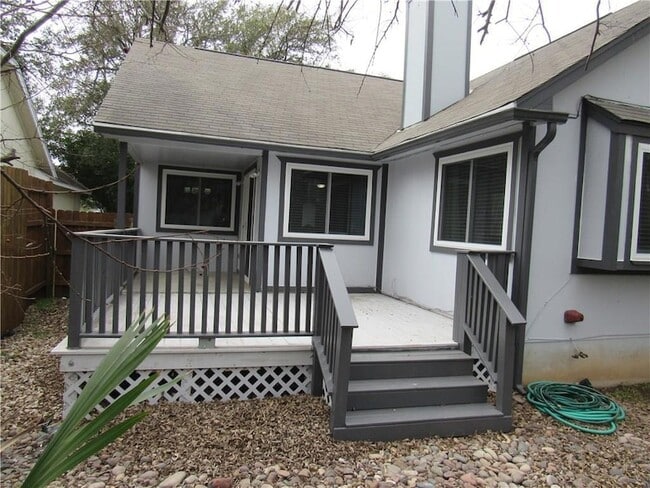 12811 Magnolia Mound Trail