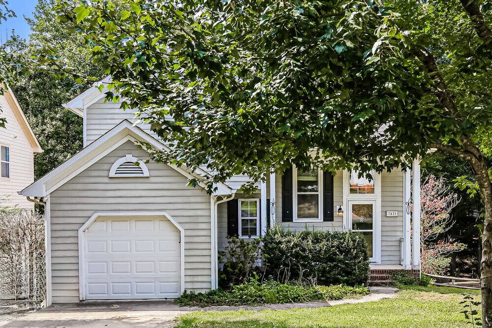 Photo - 7425 Hubbard Woods Rd House