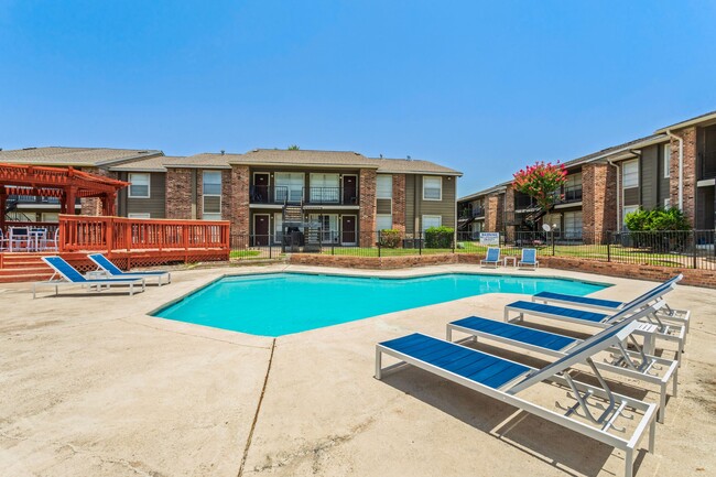 Pepper Tree - Pepper Tree Apartments