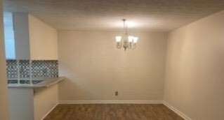 Photo - 7560 Taylor Rd