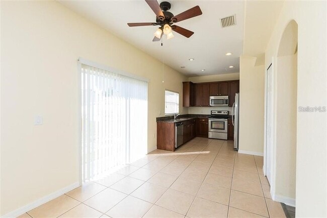 Photo - 3637 Covington Ln
