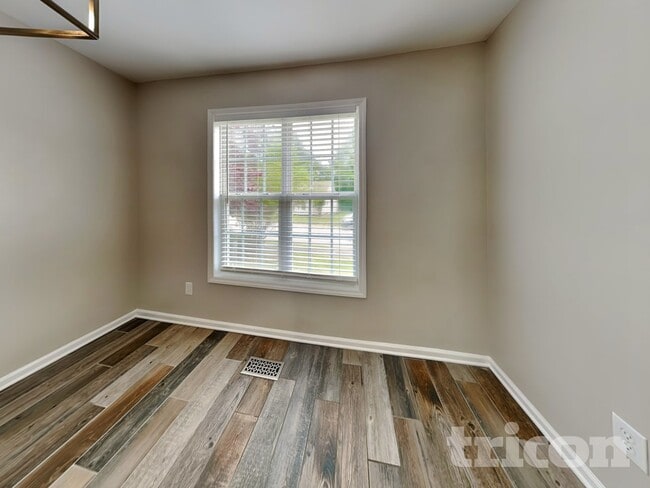 Photo - 1117 Woodbriar St