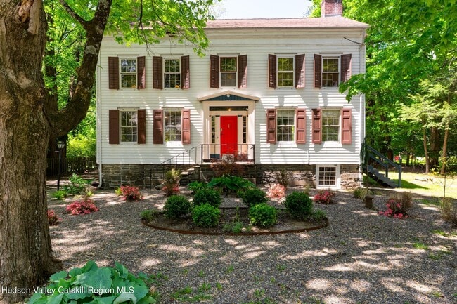 Building Photo - 3714 Main St