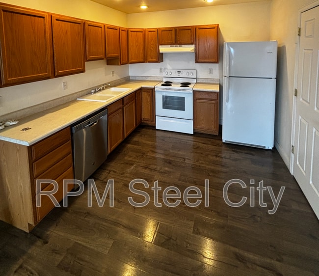 Photo - 351-353 W Song Sparrow Dr