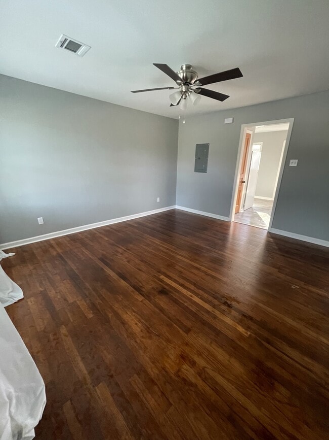 Photo - 603 Everette St