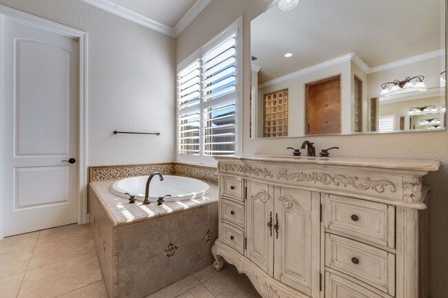Photo - Luxury 4-Bedroom Home in El Dorado Hills Exclusive Serrano Community!