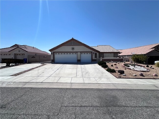 Building Photo - 5087 Emerald River Dr Rental