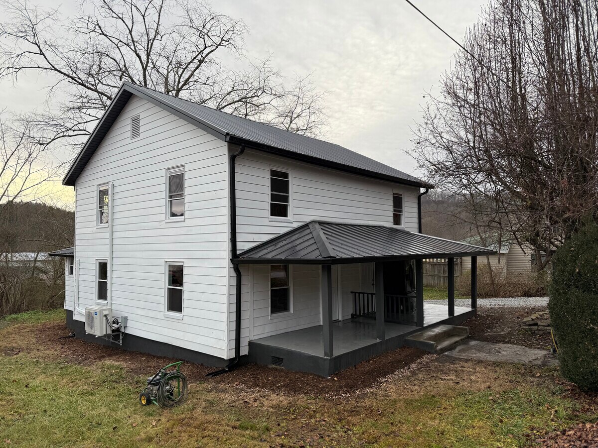 Photo - 576 Pickens Hwy Unit A