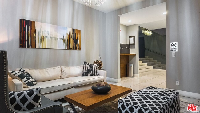 Photo - 8755 Shoreham Dr Unit 42