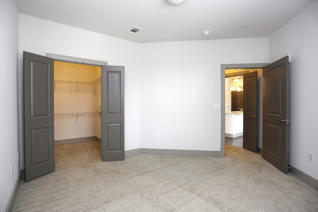 Photo - The Brady Apartments