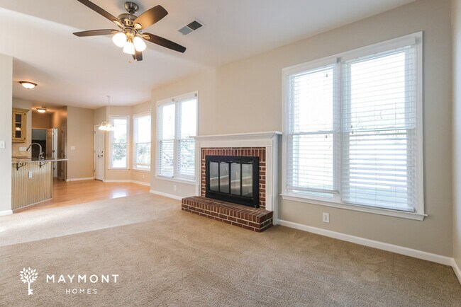 Photo - 1445 Windsong Park Dr NE