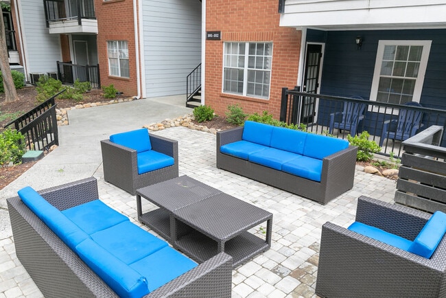 Exterior Courtyard