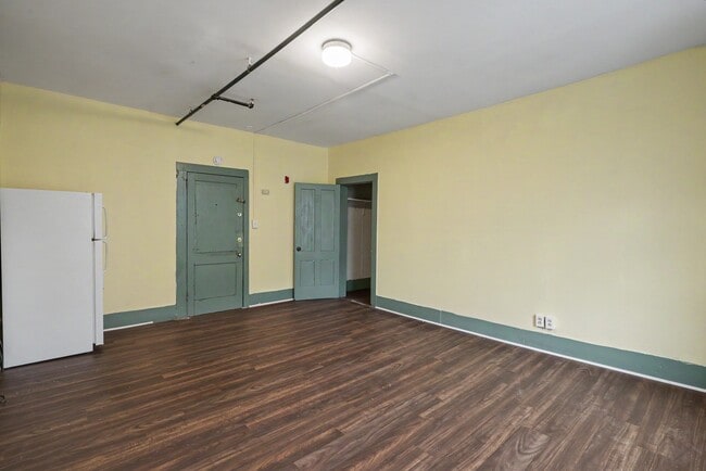128 High St Unit 2