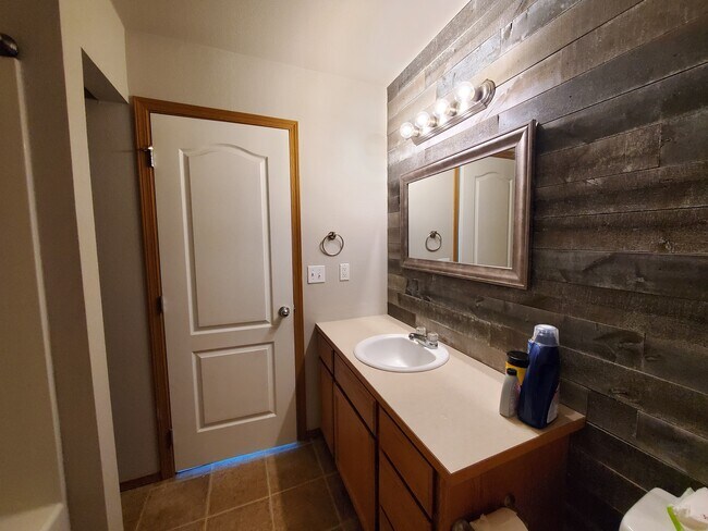 Photo - 18306 115th Ave E