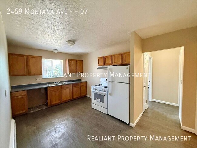 Photo - 2459 Montana Ave Unit 07