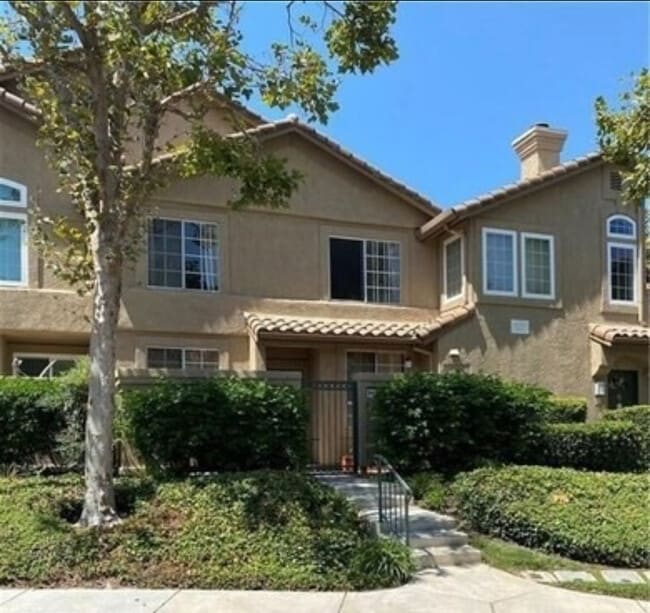 Photo - 14 Hillgate Pl