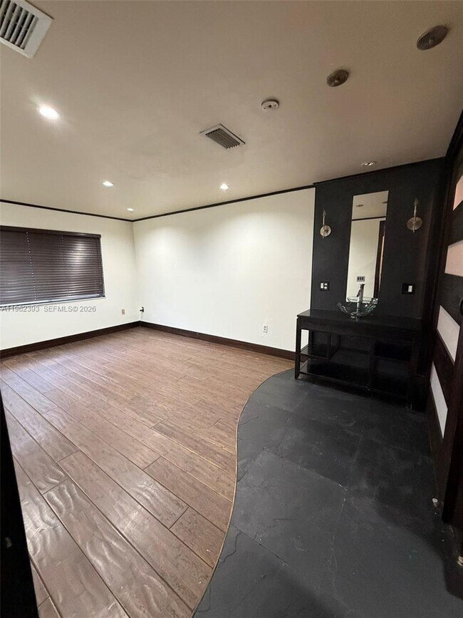 Photo - 9850 NW 15th Ct