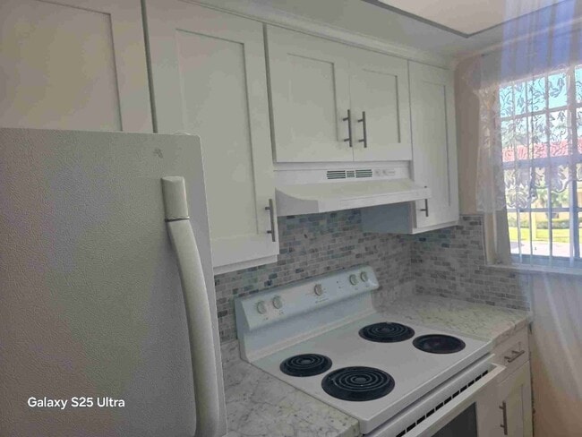 Photo - 1845 S Highland Ave