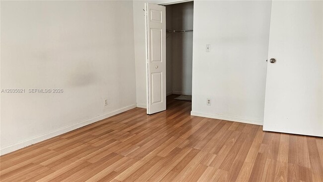 Photo - 16909 N Bay Rd Unit 217