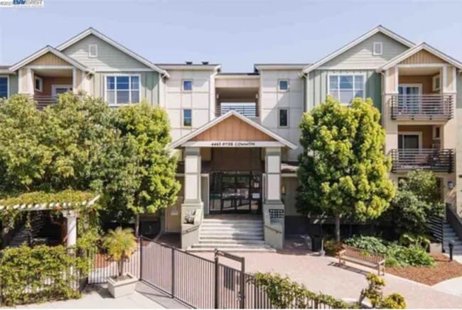 Photo - 4463 Hyde Cmn Unidad 228