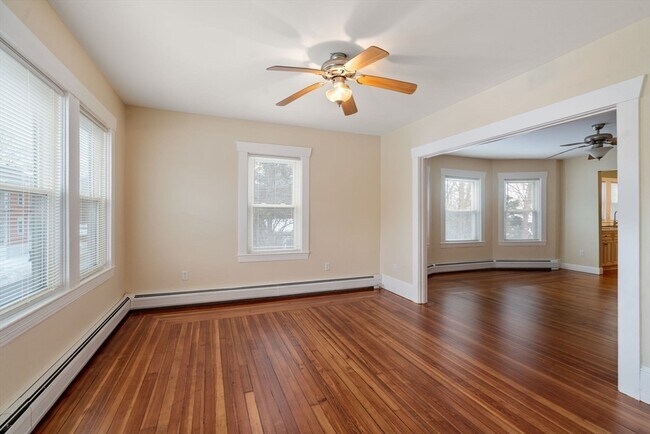 Photo - 25-27-27 Lafayette St Unidad 2