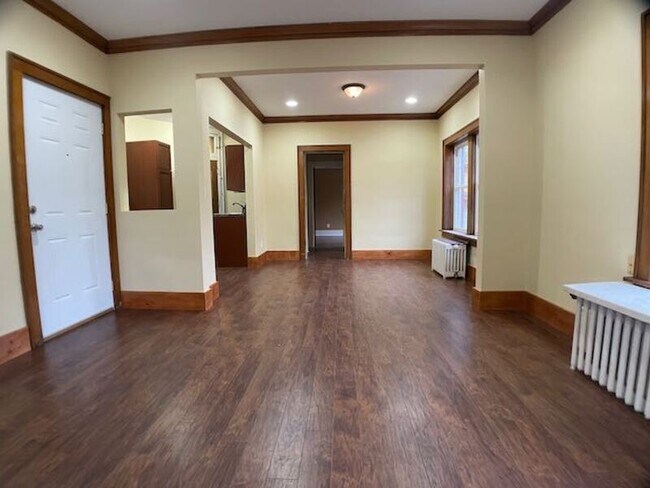 1317 N Ellis St Unit 3