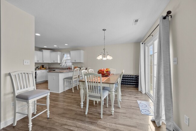 Photo - 517 Indigo Johnston Dr