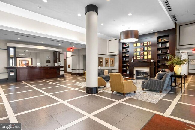 Photo - 4500 S Four Mile Run Dr Apartment Unit 202