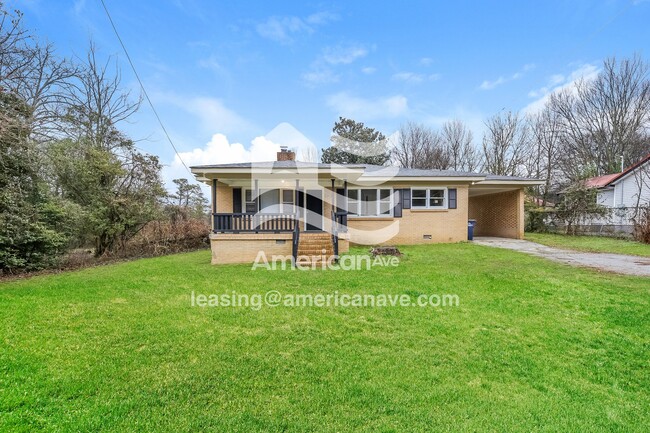 Photo - 702 E Orr St