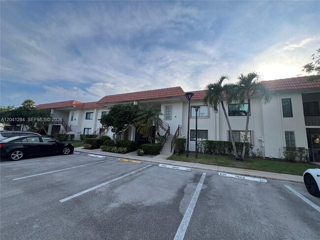 Photo - 379 Lakeview Dr Unit 205