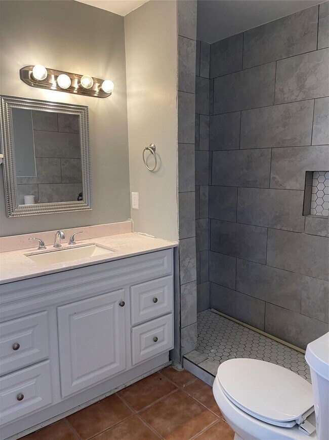 Photo - 8321 Homewood Ln