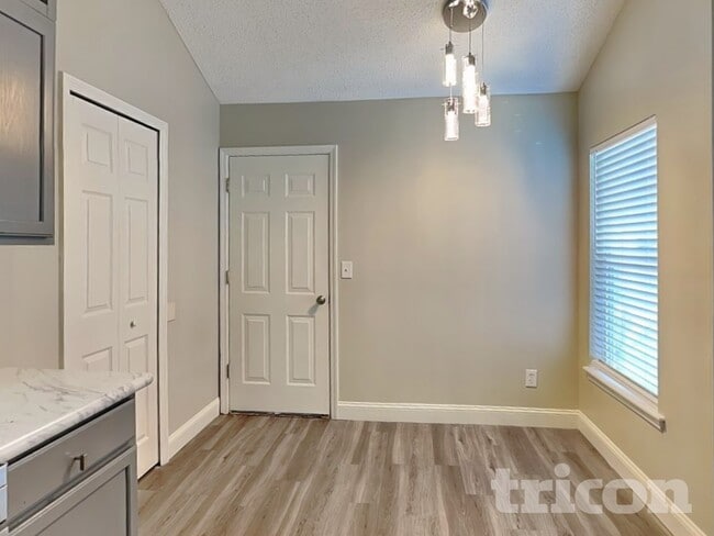 Photo - 2773 Acorn Park Dr N