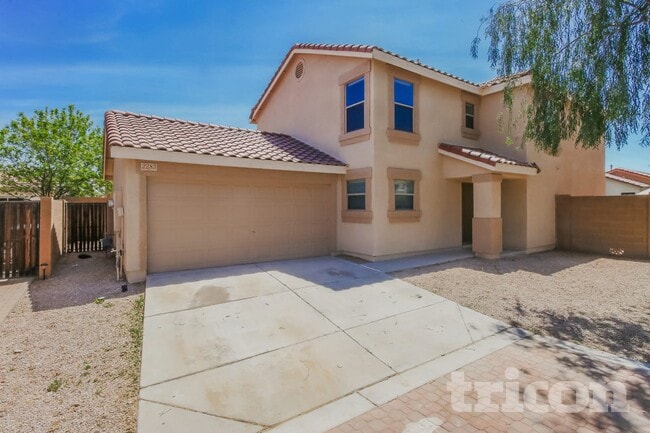 Building Photo - 2283 E Palm Beach Dr