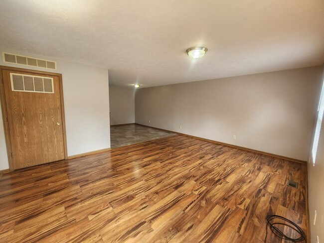 Photo - 1528-1530 S 18th St Unit 1528 S. 18th St. (M-023)