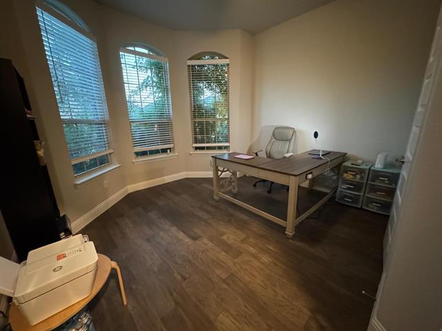 Photo - 1204 Sundrop Dr
