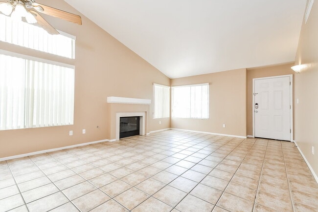1707 Black Hills Way