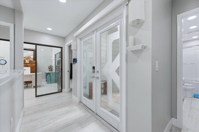 Photo - 4401 Glebe Farm Rd