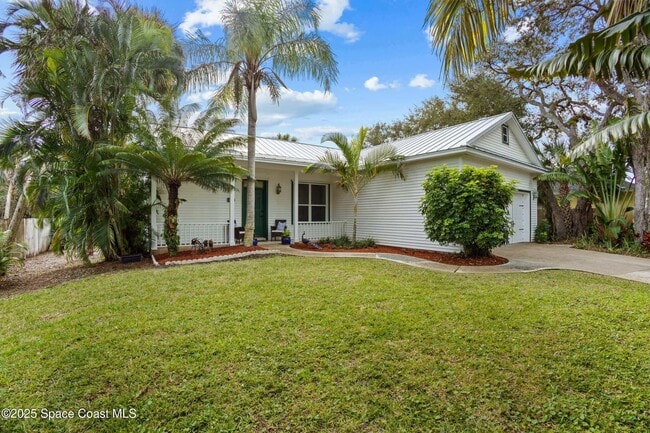 Photo - 225 Pelican Dr