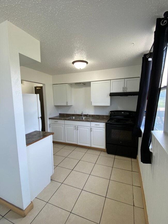 Photo - 305 Melody Ln Unit 03