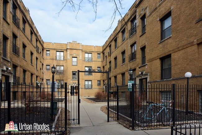 Building Photo - 727 W Roscoe St Unit M07B Rental
