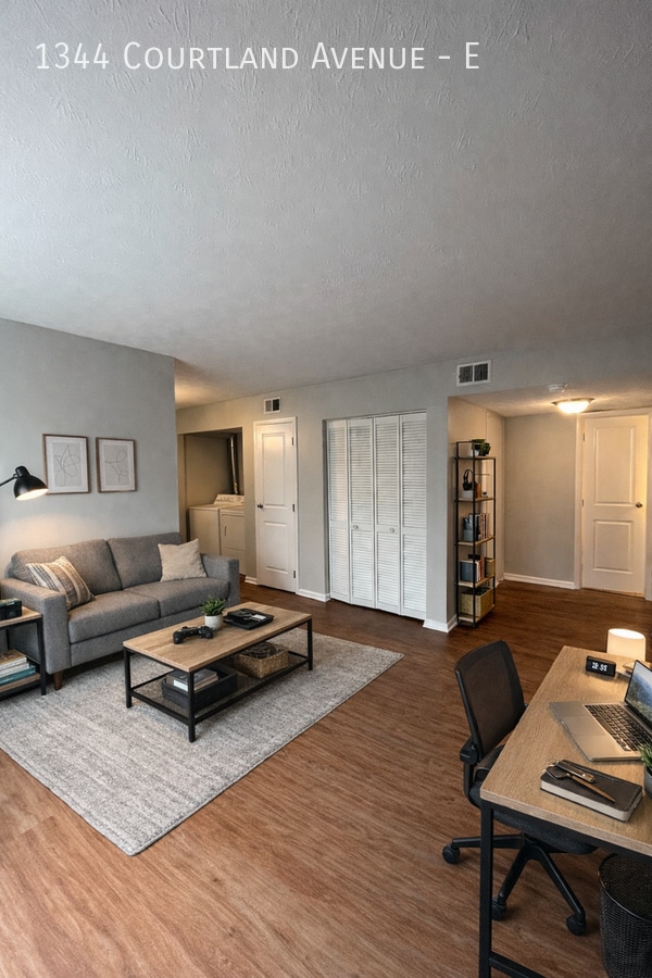 Photo - 1344 Courtland Ave Unit E