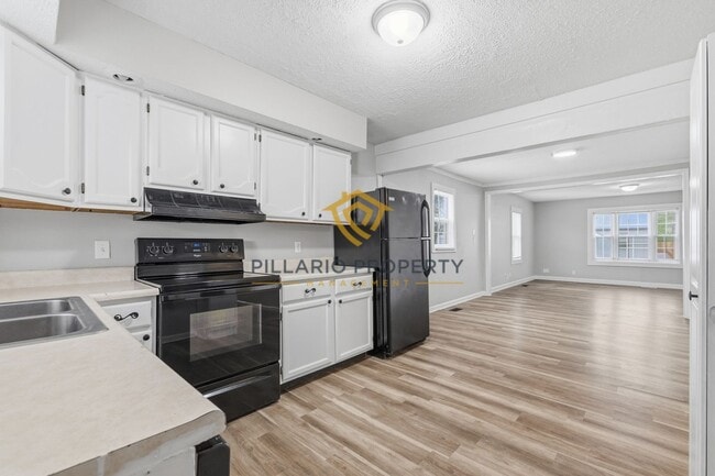 Photo - Lebanon Beauty on Large Lot with 5 Bedrooms and 3 Bathrooms Available TODAY!