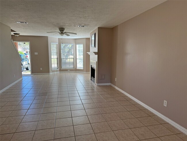 18374 Pine Post Ct