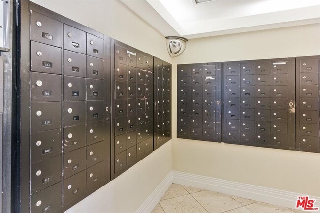 Photo - 969 Hilgard Ave Unit 1205