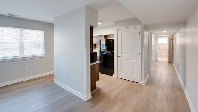 Photo - Villages of East River