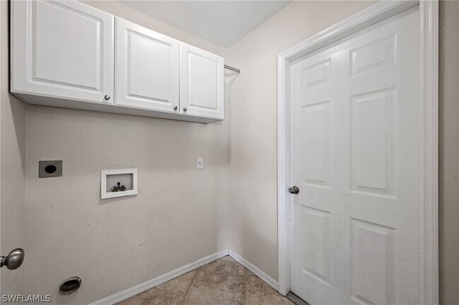 Photo - 1628 SW 18th Ln