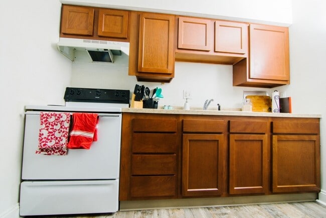 Photo - The Willows (Sprague and Michigan LLC)